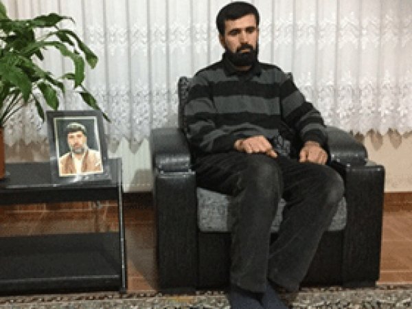 Davutoğlu’ndan Babasını İstedi 