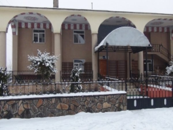 Bingöl'de hırsızlar camiden bilgisayar çaldı