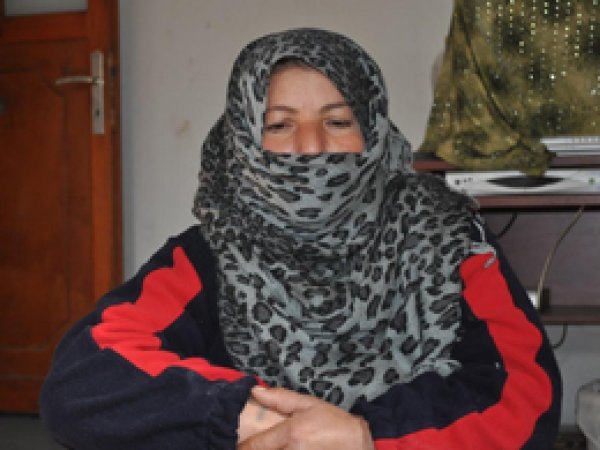 Suriyeli anne 8 yetimi ile kalacak yer arıyor