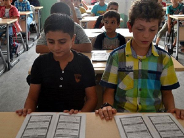 Suriyeli yetim çocuklara Kur'an kursu