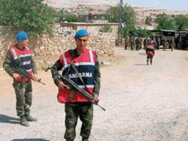 İdil'de silahlı saldırı: 1 ölü 3 yaralı
