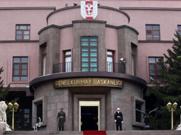 Aktütün'de 10 PKK'li öldürüldü