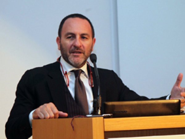 Bursalı sanayicilere ekonomi semineri