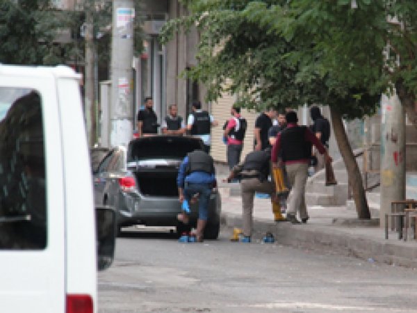 Diyarbakır'da PKK operasyonu: Bir ölü
