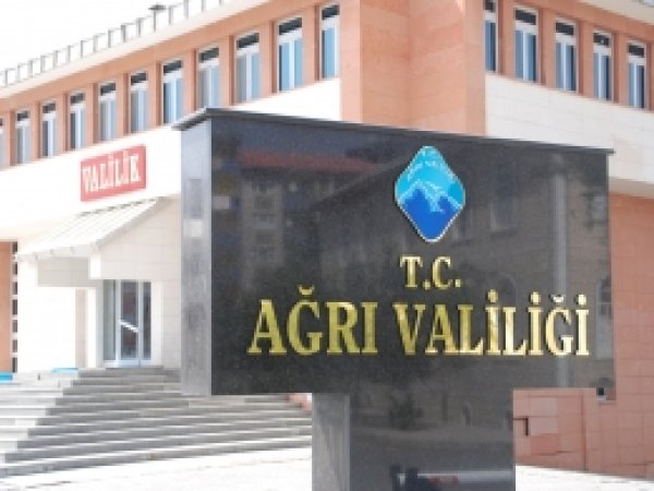 Ağrı'da uyuşturucu satıcılarına operasyon