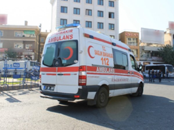 Diyarbakır'da 1 polis hayatını kaybetti