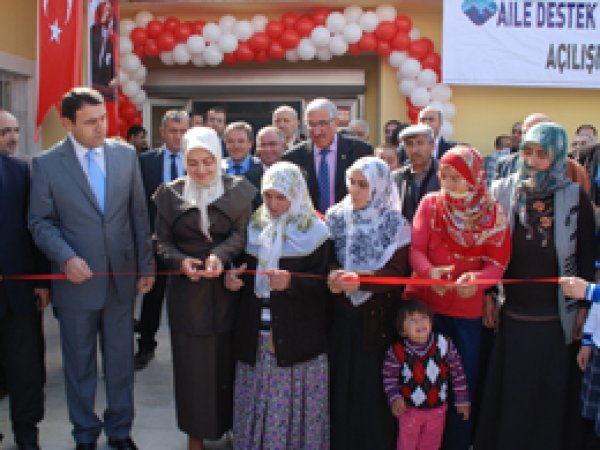 Ağrı'da Aile Destek Merkezi açıldı