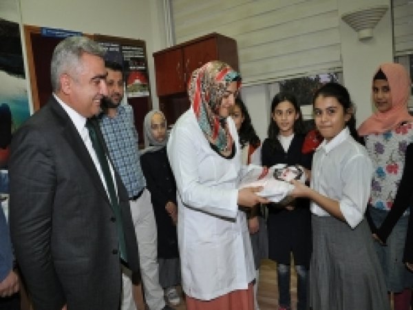 'Severek çocuğa bilgi verebilirsiniz'