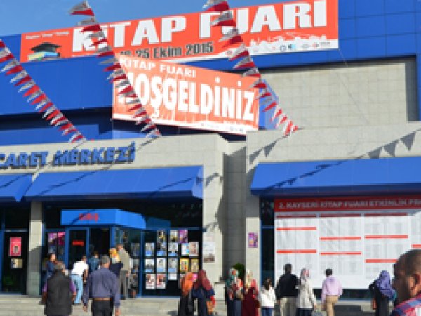 Doğrumedya Yayın Grubu Kayseri kitap fuarında