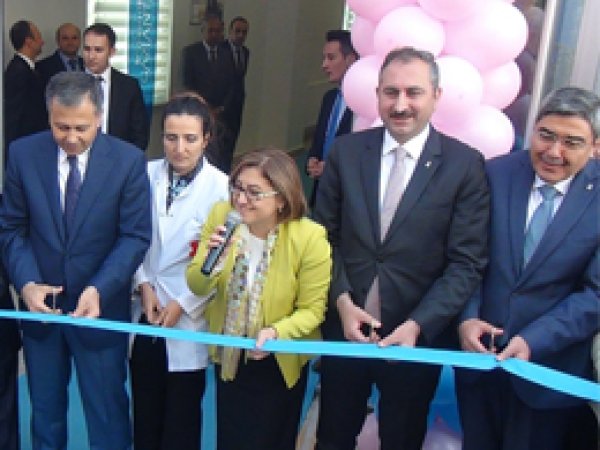 Gaziantep'te Tüp Bebek Merkezi törenle açıldı