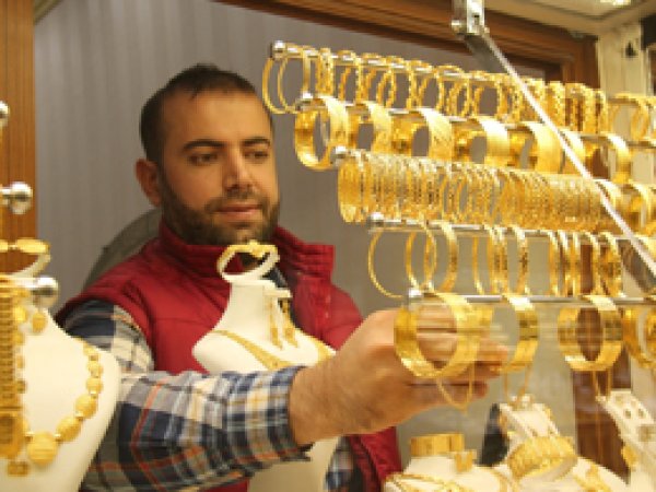 Kuyumcular: Seçim sonucu altın fiyatlarını etkiler