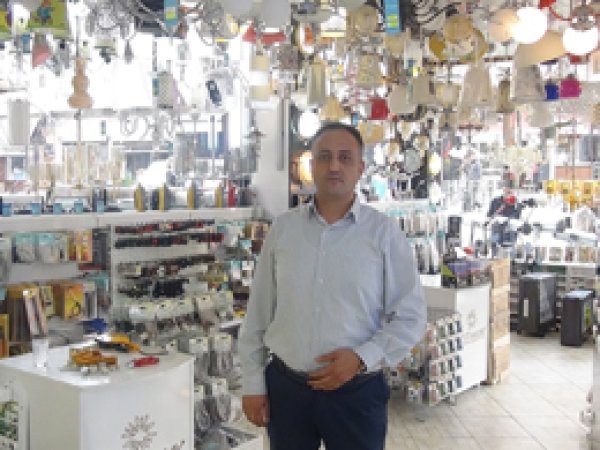 Elektrik malzemesi üreten fabrika yok