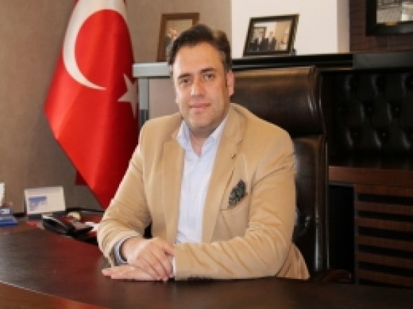 Halk huzuru seçti
