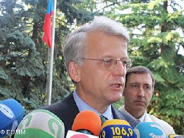 'BND Alman diplomatı dinledi'
