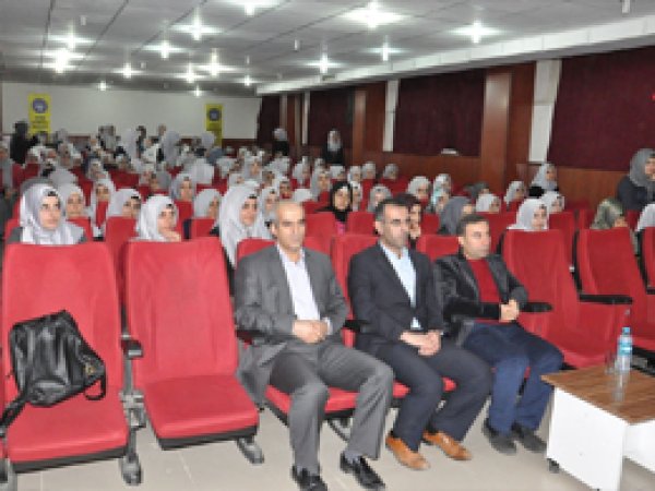İHL öğrencilerine kariyer günleri konferansı