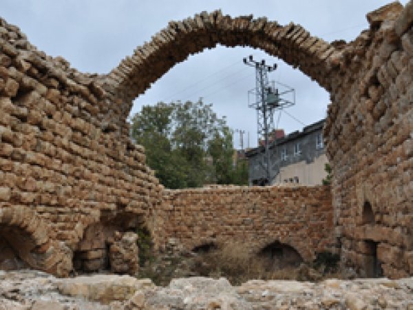 2 bin yıllık kilisenin restore edilmesi bekliyor