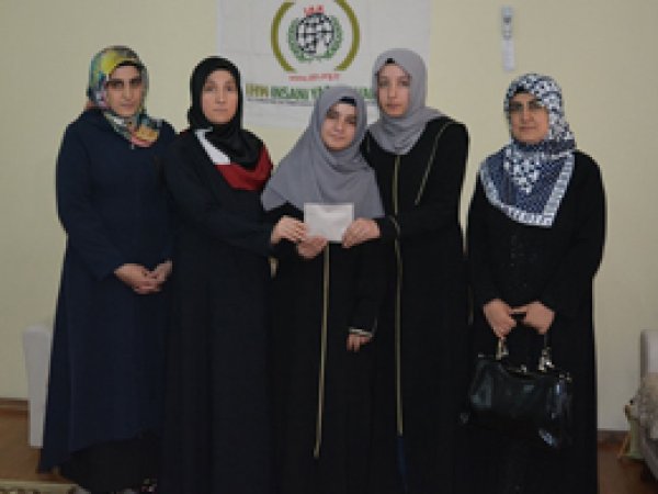 İmam Hatiplilerden Suriyeli mültecilere destek