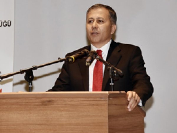 Antep Valisi okul müdürleriyle görüştü