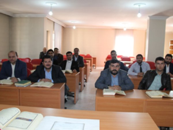 Şırnak Müftülüğünden imamlara hizmet içi eğitim
