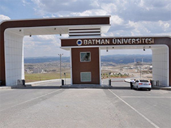 BÜ'de tezli ve tezsiz yüksek lisans açıldı