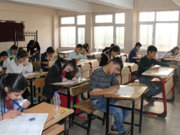 Şırnak'ta 11 bin öğrenci TEOG sınavına girdi