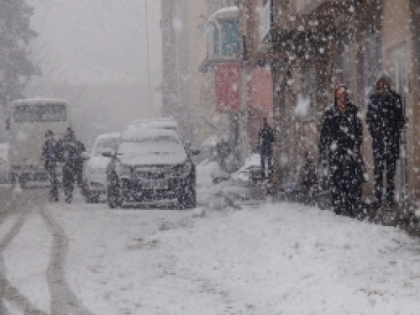 Yoğun kar yağışı uyarısı