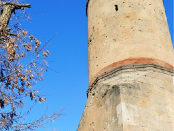 Bitlis Ulu Cami minaresi tarihe şahitlik ediyor
