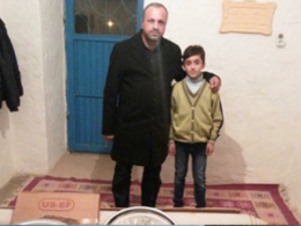 Midyat İHH'dan yetim aileye yardım