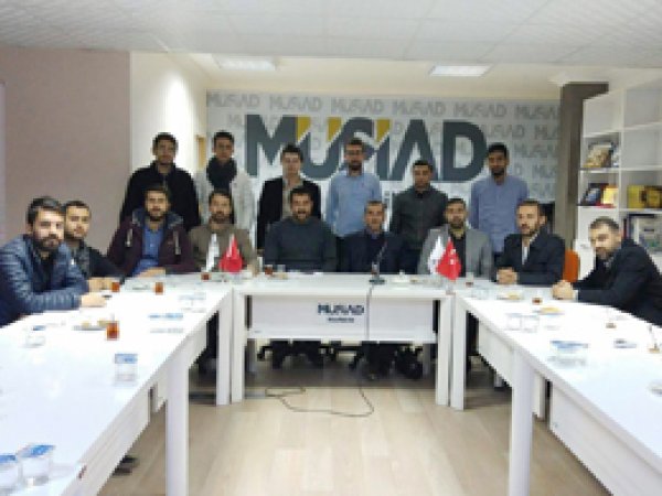 Dost-Der'den Genç Müsiad'a ziyaret 