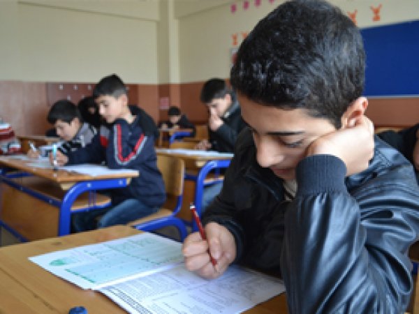 'Siyer sınav soruları öğretmeye yönelikti'