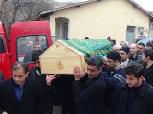 Bir baba daha evlat hasretiyle vefat etti