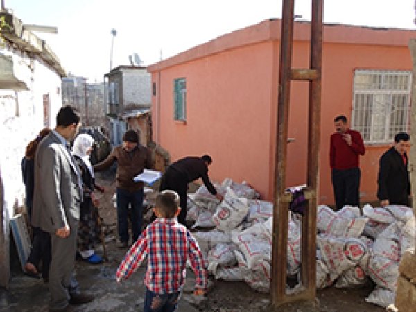 Silvan'da 4 Bin aileye kömür yardımı yapıldı