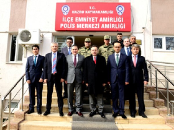 Vali Aksoy Hazro'da incelemelerde bulundu
