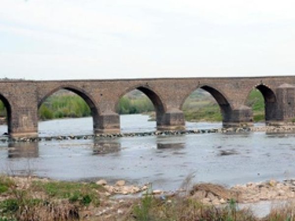 Diyarbakır Belediyesi'nin kararına iptal