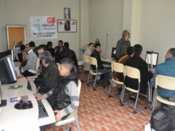 Engelliler için kasa sorumlusu kursu açıldı