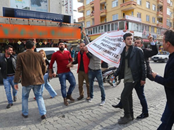 CHP'lilerden Emine Ülker Tarhan'a tepki