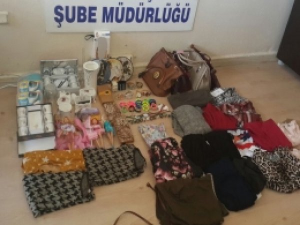 Hırsızlık iddiasıyla 2 kişi yakalandı