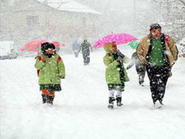 Ağrı ve Erzurum'da okullar başlamadan tatil