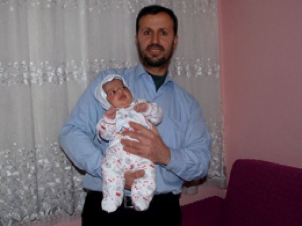 Ağrılılardan şehitlere vefa