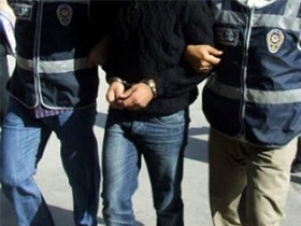 Motosikletli gaspçılar yakalandı