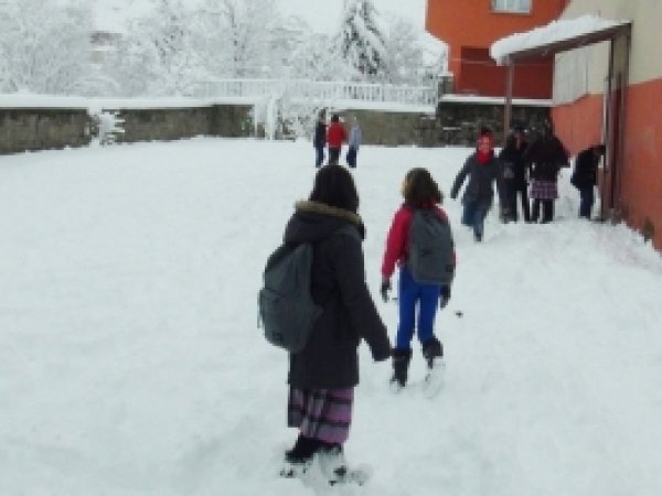 İstanbul ve Ankara'da okullar tatil