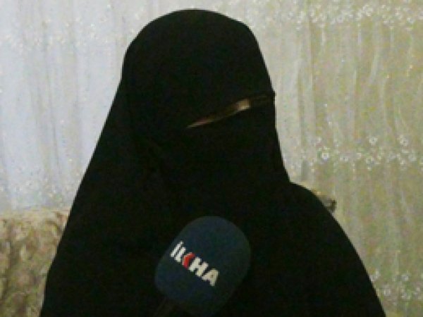 'Çarşaf; iffet, hayâ ve özgürlüğün simgesidir'