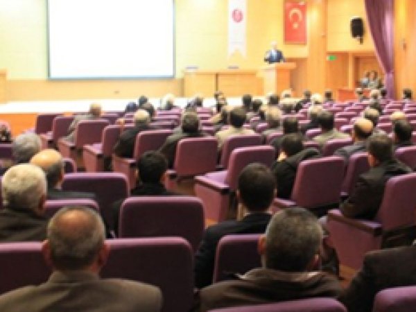 Müftülükten aile içi şiddet konferansı