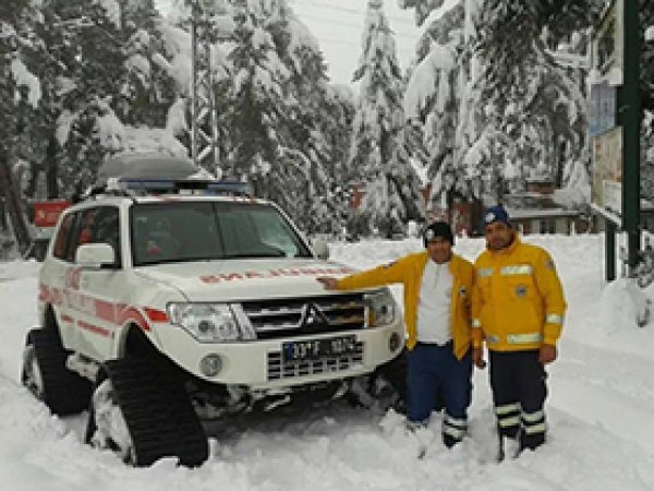 Çamlıyayla'ya paletli ambulans