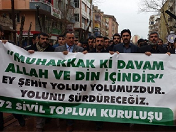 Diyarbakır'da kitlesel Şeyh Said yürüyüşü