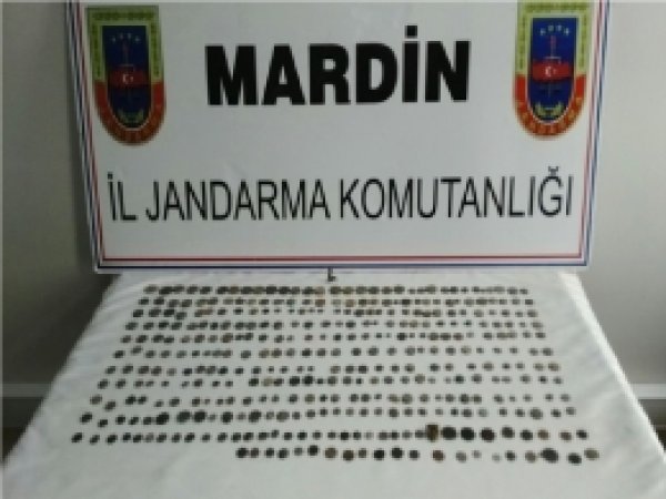 Mardin'de 370 adet Bronz sikke ele geçirildi