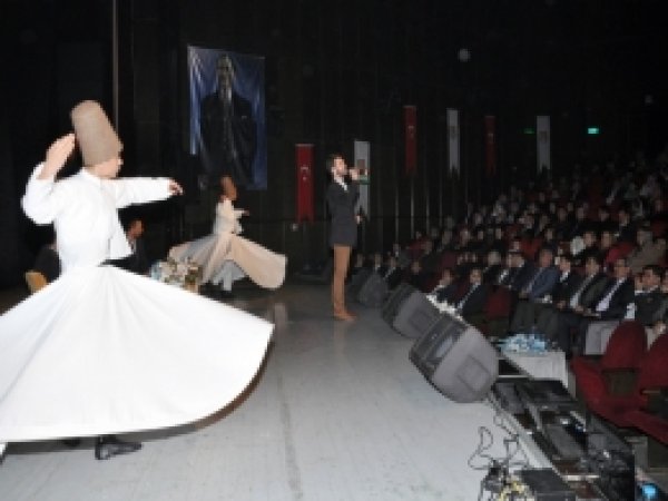 Tarsus'ta 'Aşk-ı Mevla' Gecesinde Özgecan için dua edildi