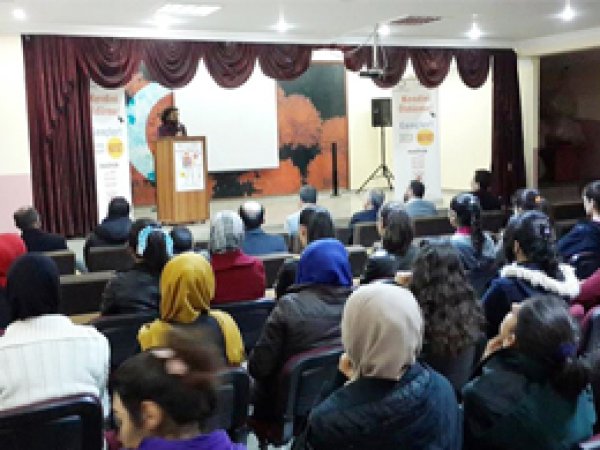 Mardin'de 'Kan Davası' konferansı