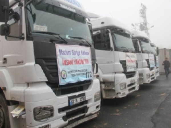 Suriye'ye yardımlar devam ediyor