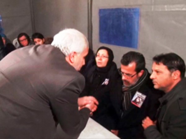HÜDA PAR'dan Özgecan'ın ailesine taziye ziyareti